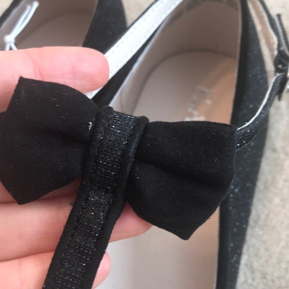 COPY - Shoes . Children’s Place Girls size 5 (big girls) dress shoes. - Picture 3 of 8